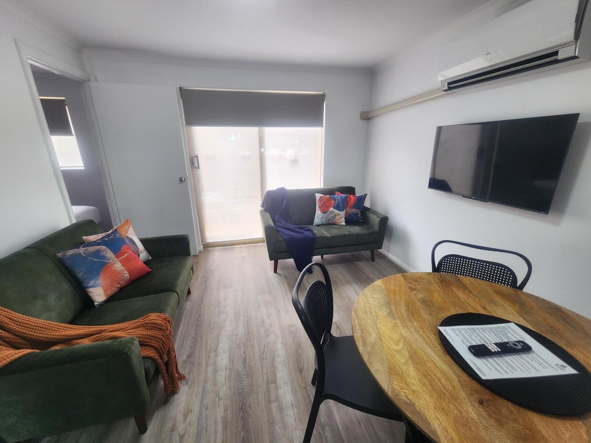 Elphin Serviced Apartments Лонсестон Номер фото